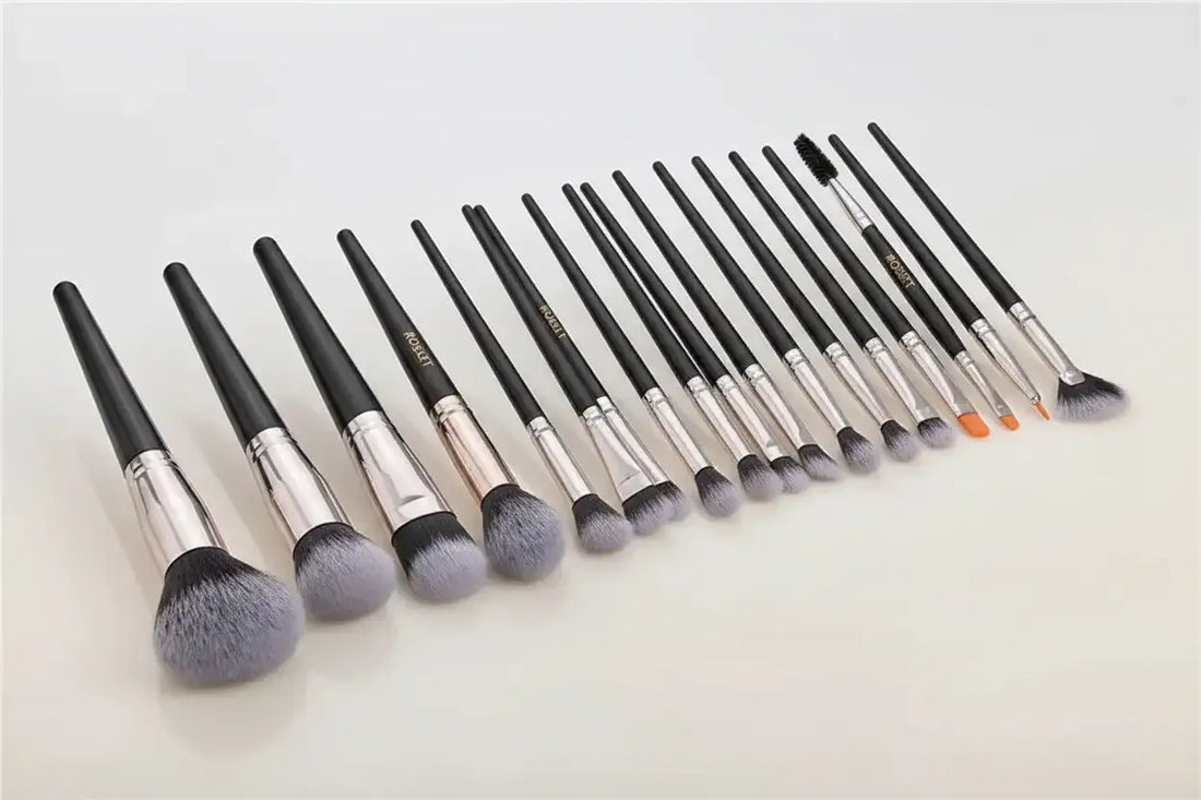 Best makeup brush set for beginners in India for smooth and flawless makeup