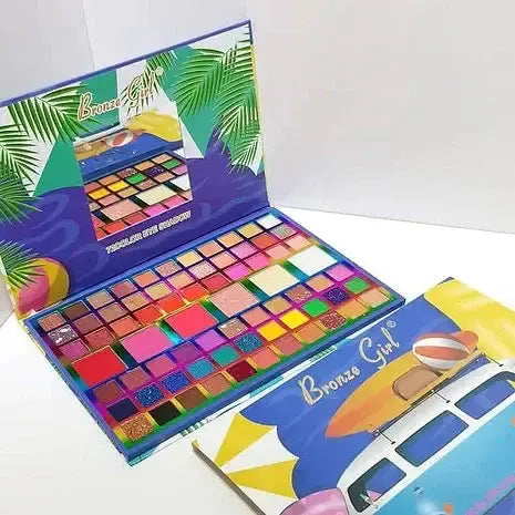 72 color eyeshadow palette with blusher and highlighter for makeup looks