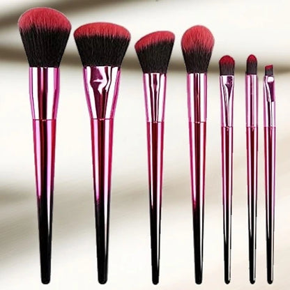 Beginner friendly makeup brushes for everyday makeup looks