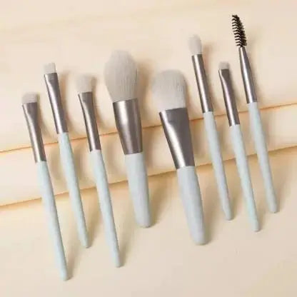 Compact travel beauty brushes for daily makeup use