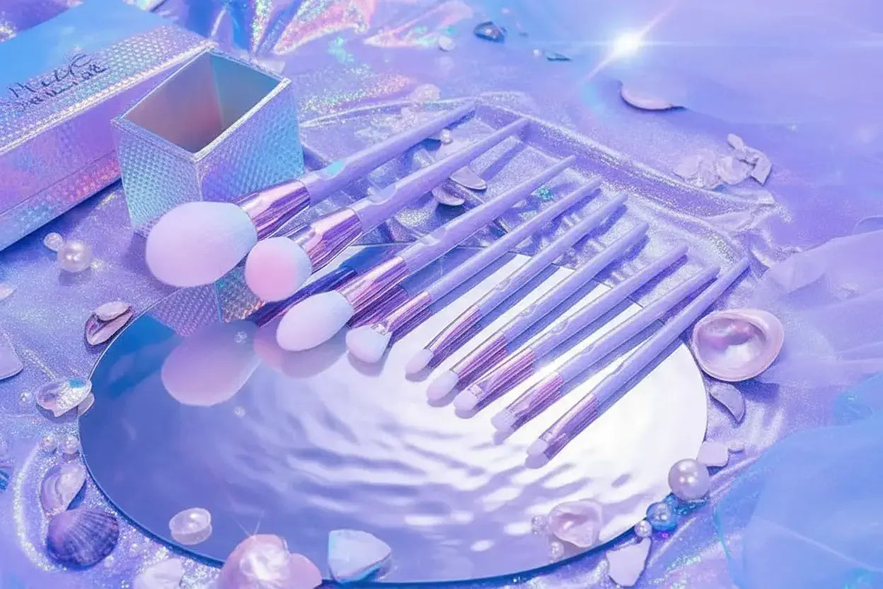 Luxury makeup brush holder set for blush contour and eye makeup