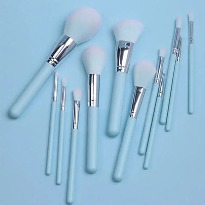 Luxury wooden handle makeup brushes with soft premium bristles