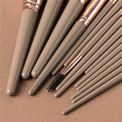Roslet Makeup Brushes Set,15 Pieces Make-up Brush Set blending contouring highlight powder brushes (Brown)