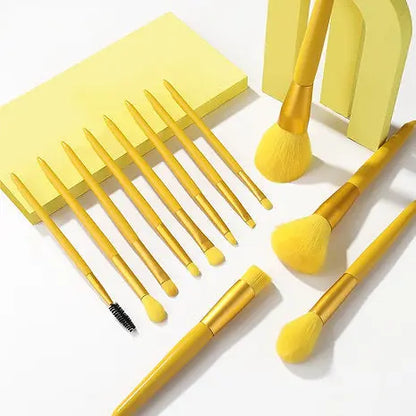 Premium face and eye makeup brushes for daily beauty routines