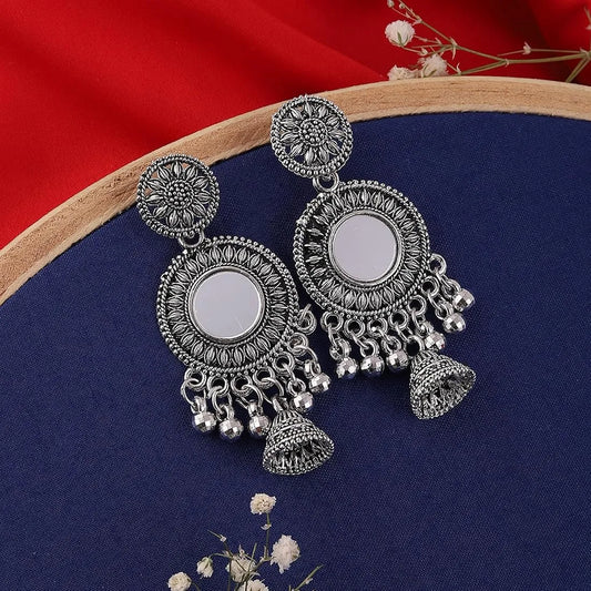 Earrings 1 Pair Random Color and Random Design