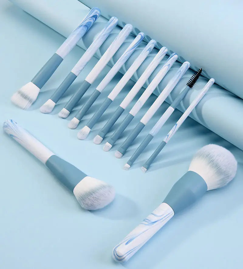 Soft eye makeup brushes for seamless eyeshadow blending and detailing