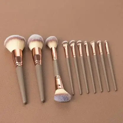Soft synthetic makeup brushes for contour and blush application